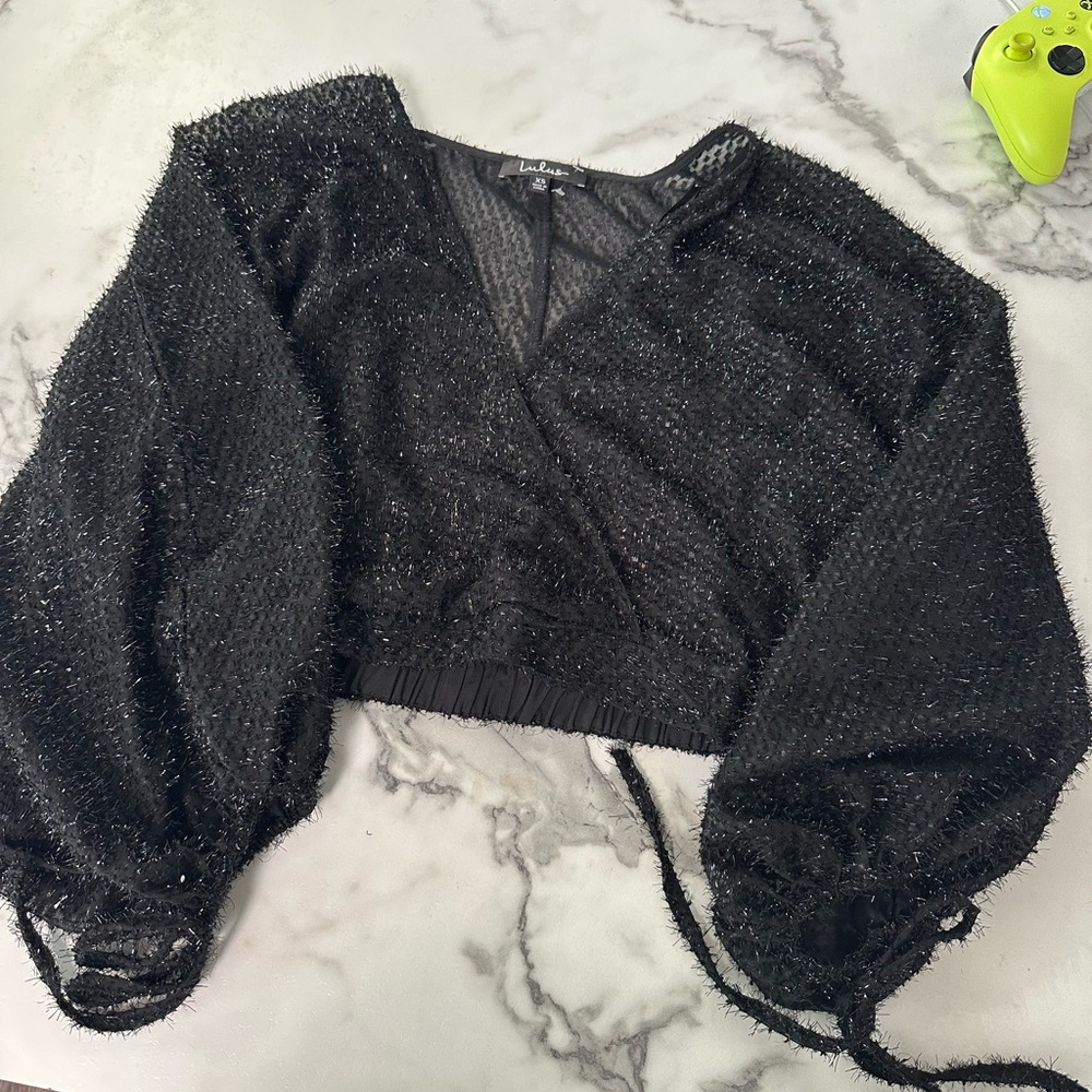 Lulus balloon sleeve crop top